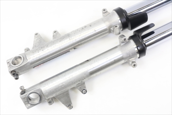 ヨシムラフロントフォークSet GSX- GSX1400[05フロントフォーク]｝E