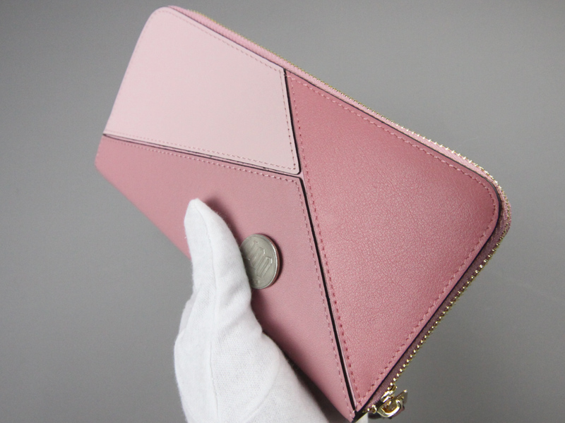 ファスナー PUZZLEZIPAROUNDWALLET 長財布 保管品　新品同様・ミロエベ 2017　