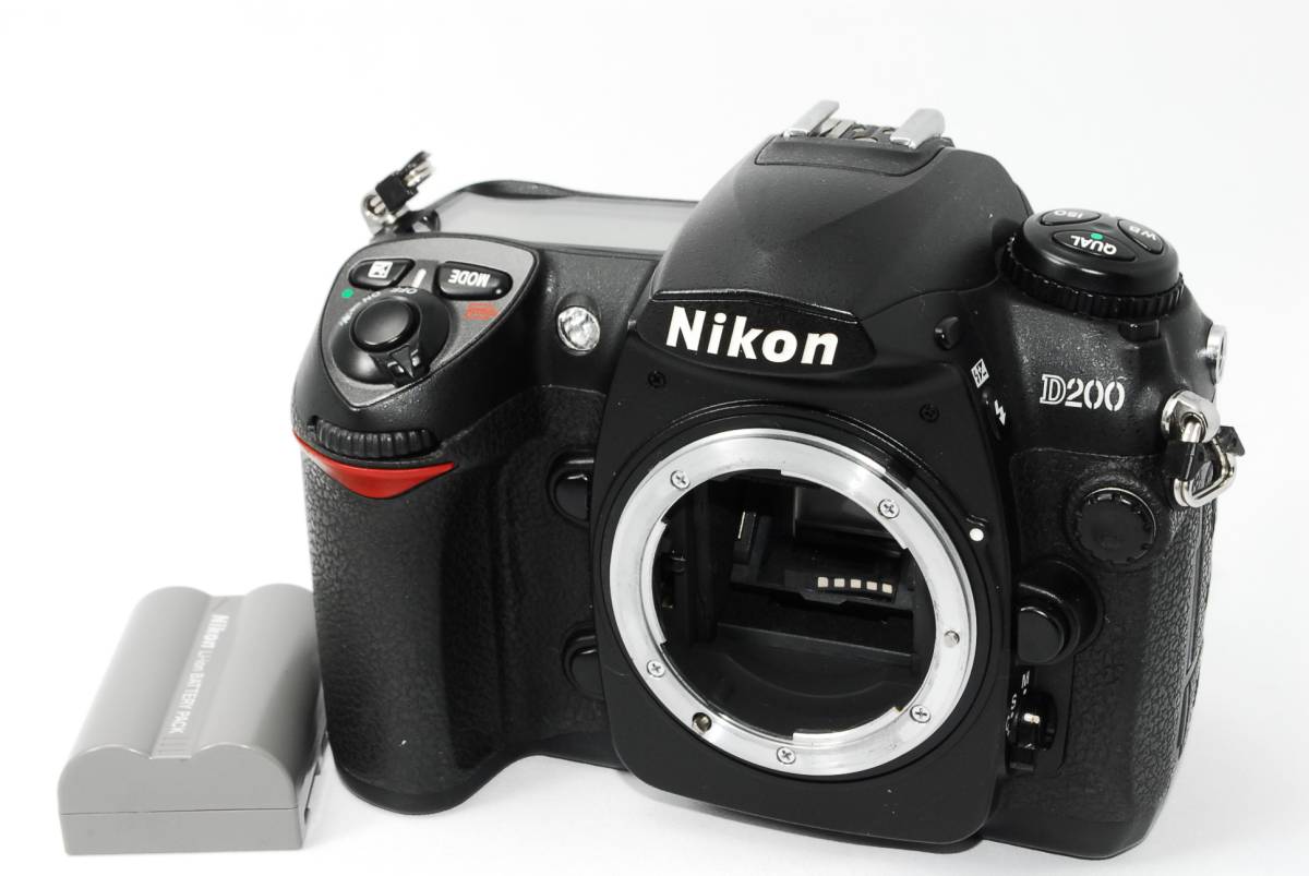 ◆超人気 ニコン NIKON D200 ボディ #023