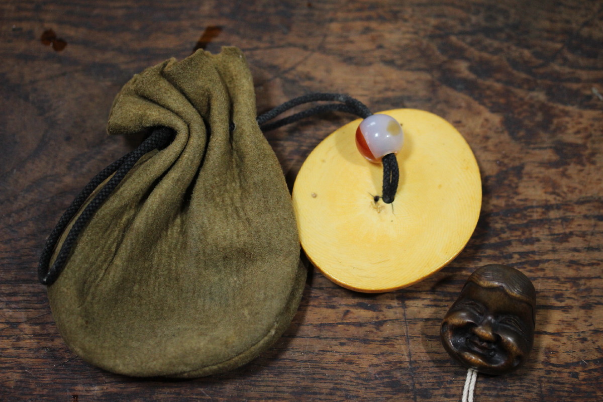 専用 時代物 「清光」在銘 花押有り 古銀鯉のぼり金具細工本革タバコ