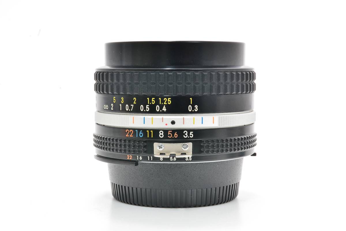 20mm Nikkor Nikon ニコン NIKKOR | f⁄2.8 AI f⁄2.8D F2.8