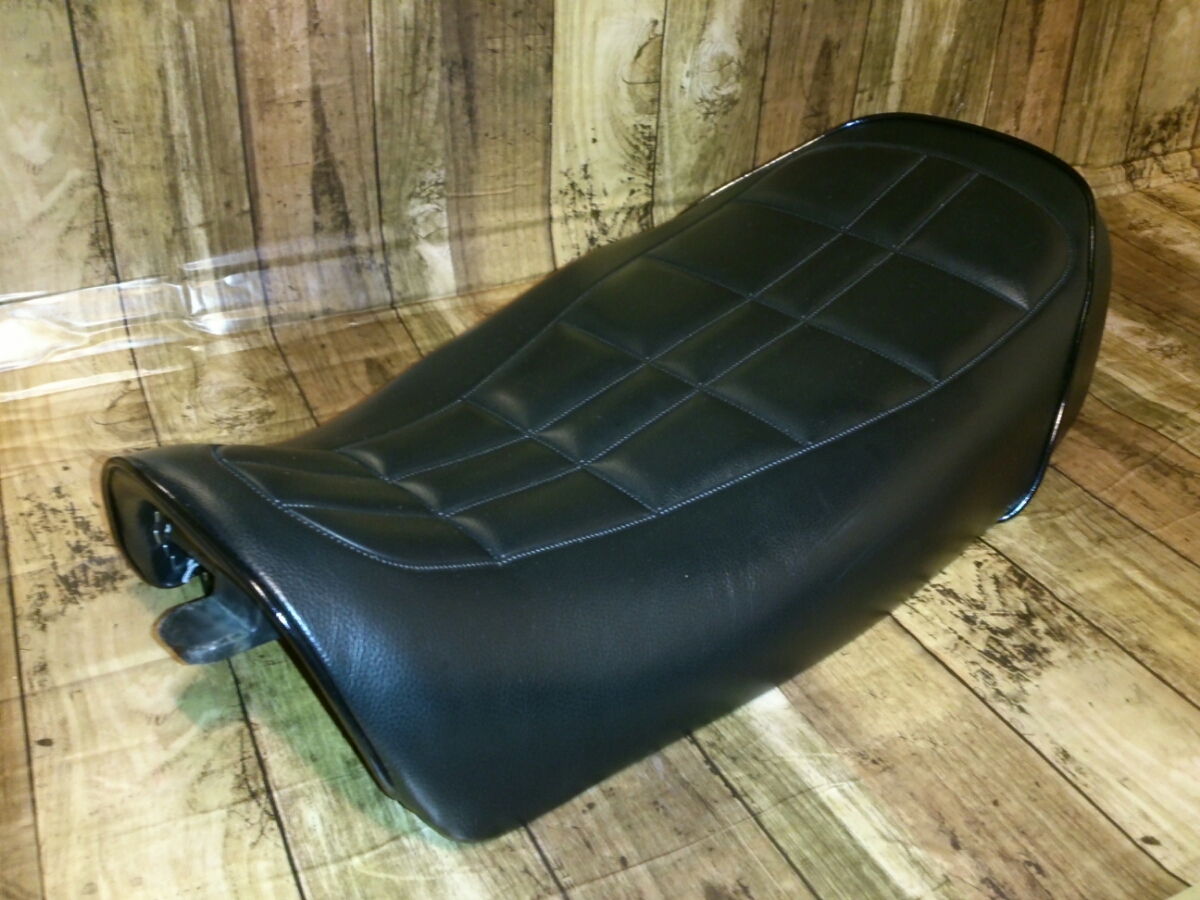 バナナシート Kawasaki Z1 Z2 -z1バナナシートの中古品・新品・未 