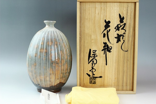 美品大和保男⁄萩焼⁄花瓶⁄共箱⁄共布⁄陶歴⁄非常に美しい作品 大和保男