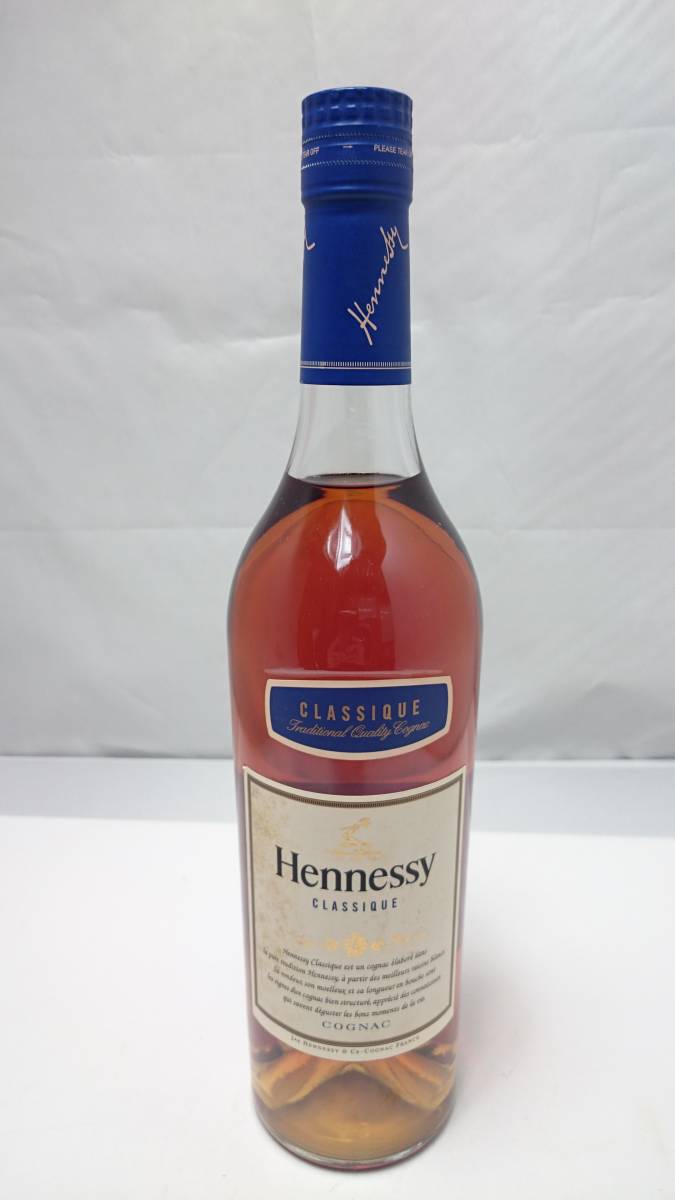 Hennessy CLASSIQUE ヘネシー クラシック 【未開封品】 Hennessy ヘネシー CLASSIQUE クラシック ブランデー 700ml 未開栓 1円