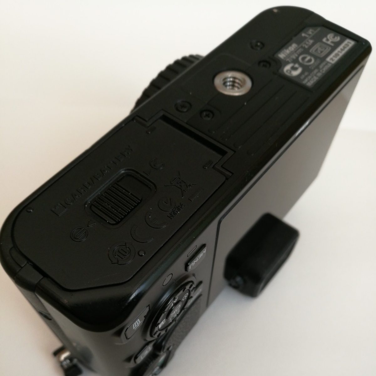 V1 0 Nikon ニコン 1シリーズのこと（V1ボディ外観と Nikon1シリーズ 