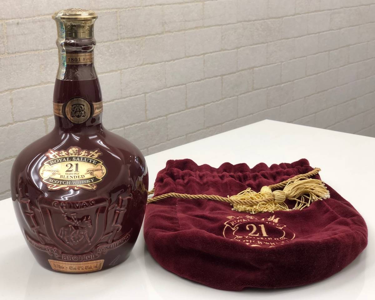 未開栓 SALUTE ロイヤルサルート 21年 ROYAL 陶器ボトル 古酒