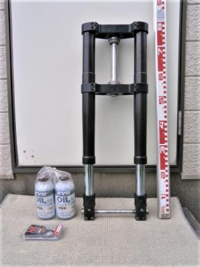  ＷＰ／ホワイトパワー 可変三ツ又つき倒立８１０ｍｍ＋ オイル＆シール Z1/Z2/Z1R/CB-F/GS 旧車 カスタム F1 レース(751cc以上)｜売買されたオークション情報、yahooの商品情報をアーカイブ公開 - 751cc以上