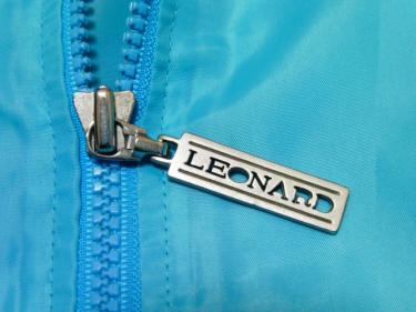 ☆LEONARD SPORT☆爽やか色ロゴ入りジップアップパーカー