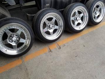 WORK　CR01　8.5J　4H PCD100　深リム　コンチネンタルタイヤ　新品同様　USDM　JDM　stance　4本　KICSナット付き