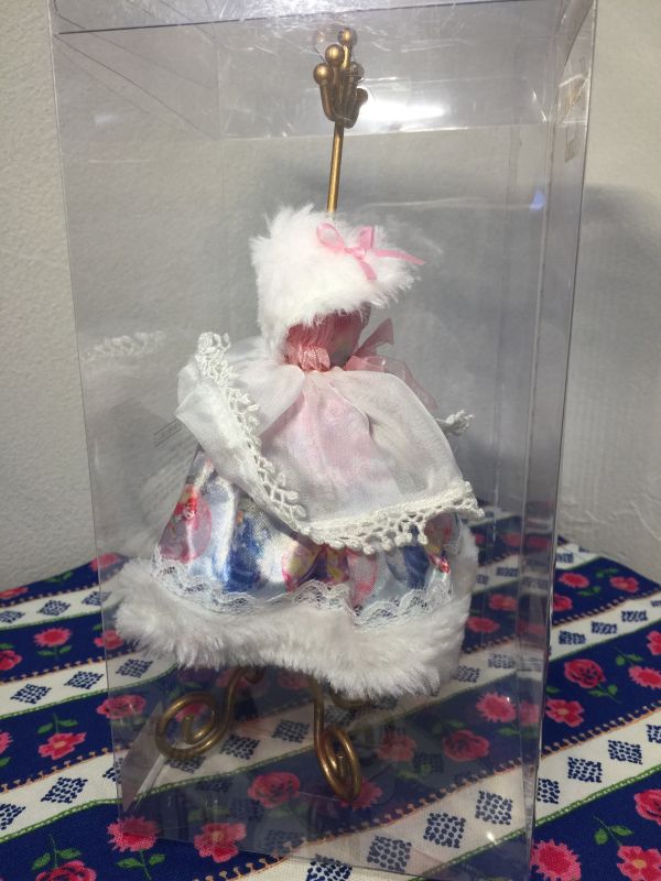 Angelic Pretty コラボ アクセサリースタンド ドレス プリンセス シンデレラ アリエル ディズニーストア アンジェリックプリティ その他 売買されたオークション情報 Yahooの商品情報をアーカイブ公開 オークファン Aucfan Com