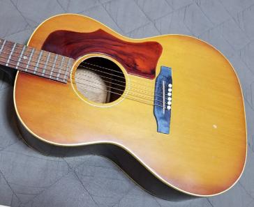 【最安値，人気】 Gibson LG-1 CS 1965年製(ギブソン)｜売買されたオークション情報、yahooの商品情報をアーカイブ公開 - オークファン 本体