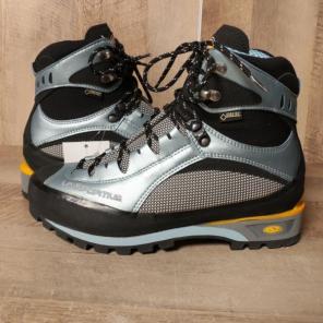  極 スポルティバ トランゴ S EVO GTX W's サイズ 40 25㎝相当(25.0cm)｜売買されたオークション情報、yahooの商品情報をアーカイブ公開 - オークファン 25.0cm