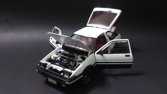 美品 1/18 イニシャルD トヨタ AE86 トレノ 覚醒 オートアート AUTOart