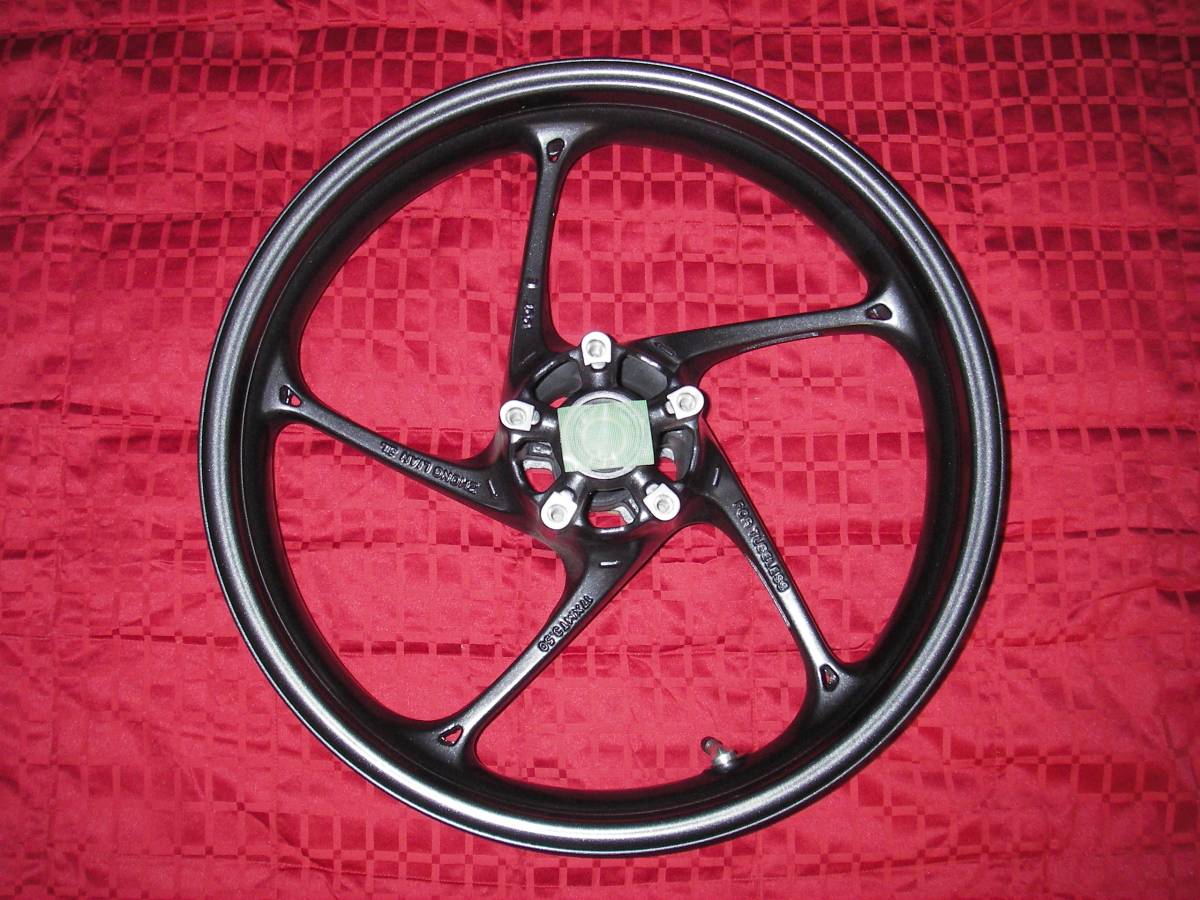 トライアンフ デイトナ675 | 新車・中古 - ストリートトリプル