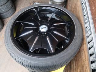 売切りますm(_ _)m 150系 ランドクルーザープラド エルフォード 
