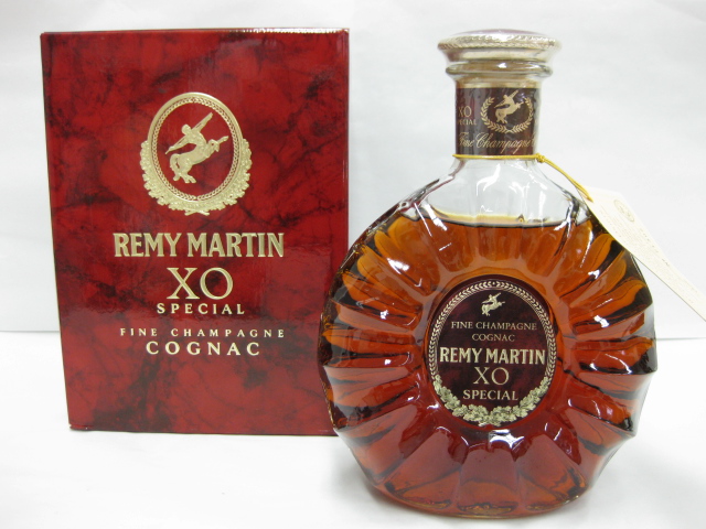 古酒【未開栓】REMY MARTIN/レミーマルタン　XO 　スペシャル　旧ボトル　箱付　700ｍｌ　40％　COGNAC　ブランデー 美品