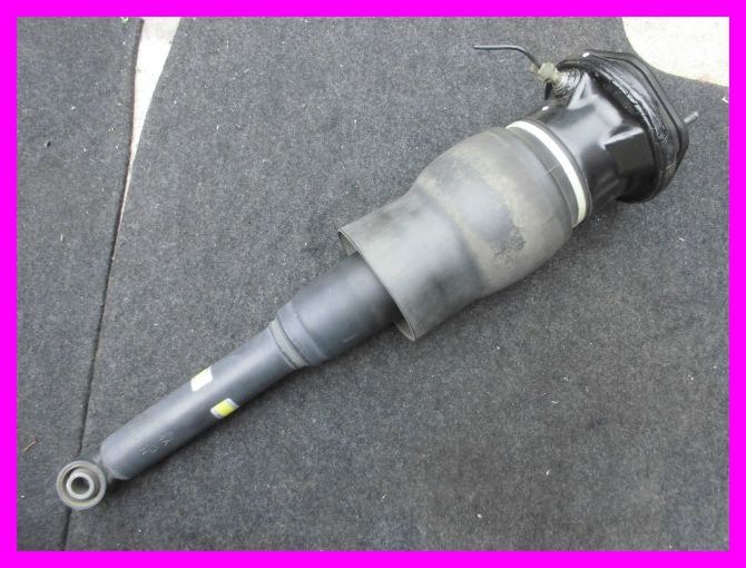 31セルシオ前期　純正エアサス　リア左右 ☆良品☆UCF30 31 セルシオ 前期 純正 エアサス リア 右 右後 右後ろ
