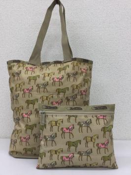 限定SALE，セール ポーチ付き Le Sportsac レスポートサック 馬柄 トートバッグ ビジネスバッグ ハンドバッグ 鞄 かばん 小物 財布(トートバッグ)｜売買されたオークション情報、yahooの商品情報をアーカイブ公開 かばん、バッグ