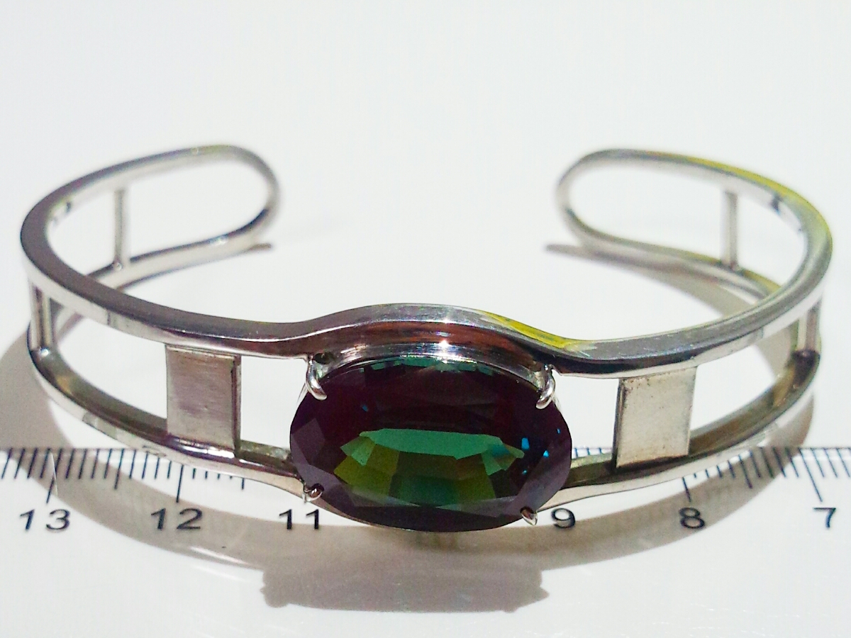 r258435905.1