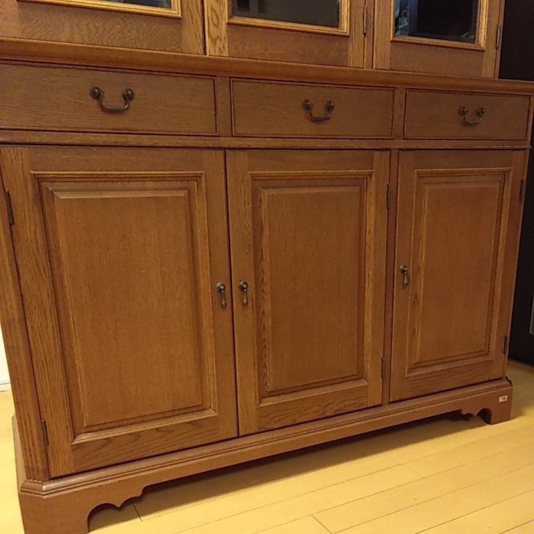 旭川家具 近藤工芸 食器棚 オーク SolidFurniture アンティーク風 
