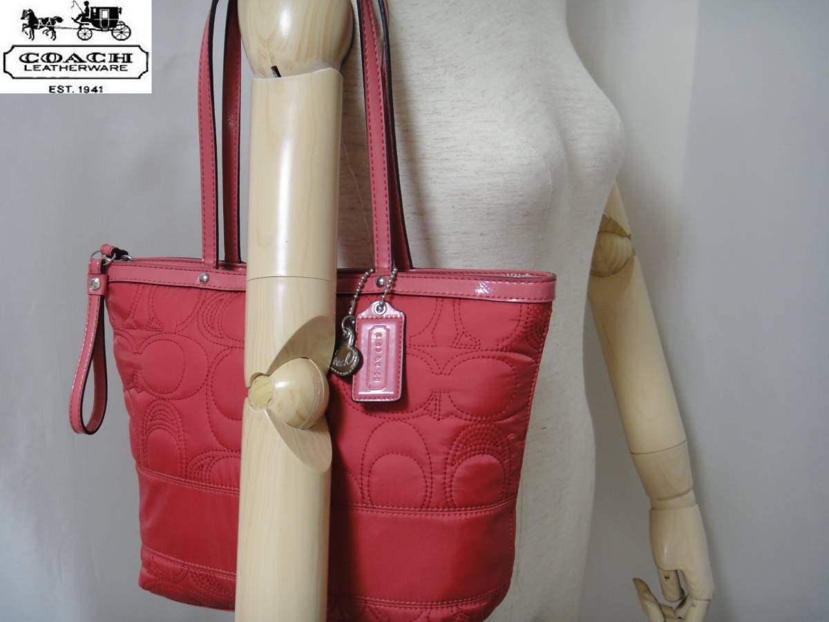 R*す様 COACH コーチ　シグネチャー トートバッグ ピンク 1円☆超美品☆COACHコーチシグネチャートートバッグ☆ピンク系