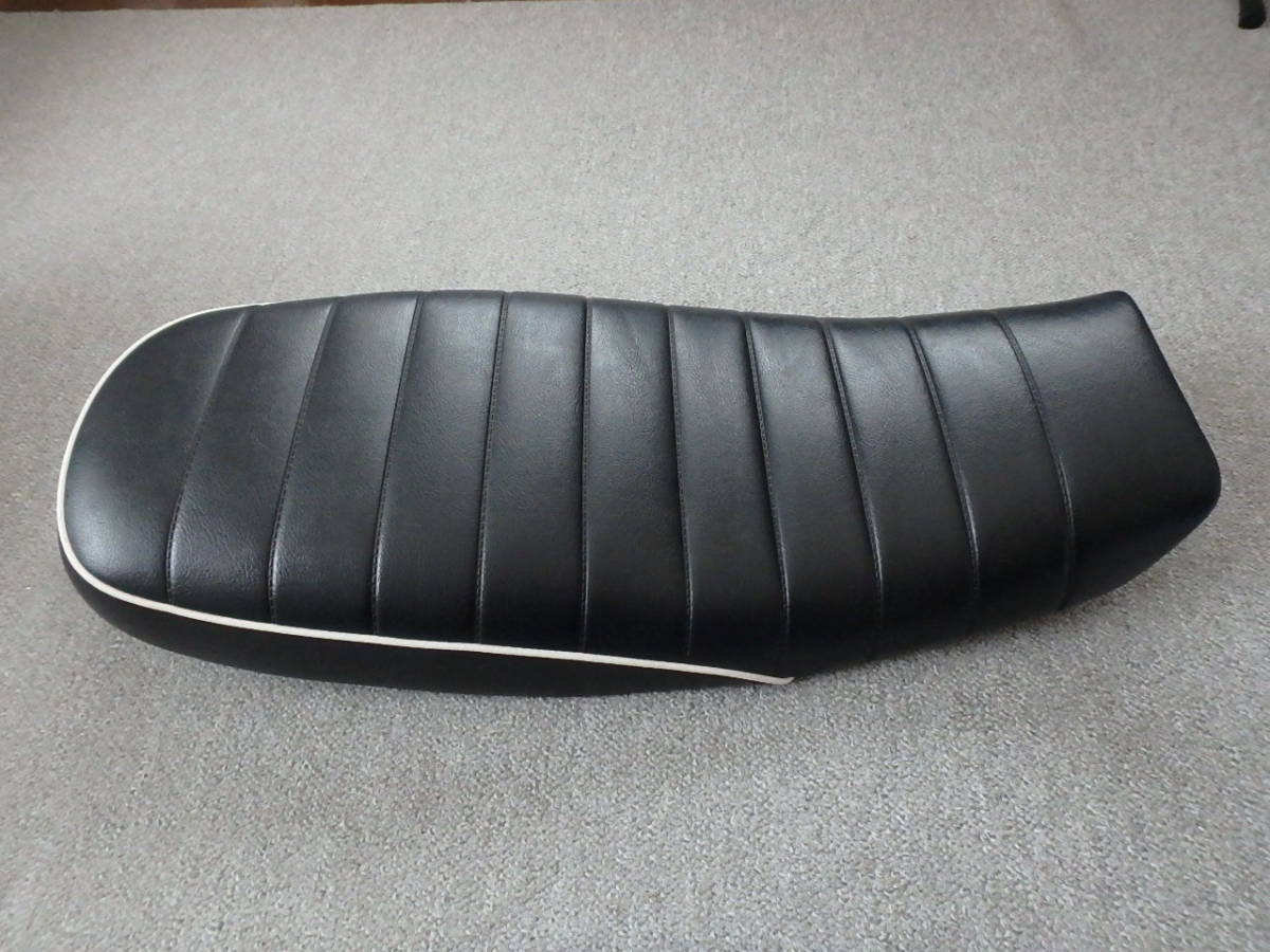 美品！CB400SS WM製シート タックロール/カフェレーサー/ロッカーズ 