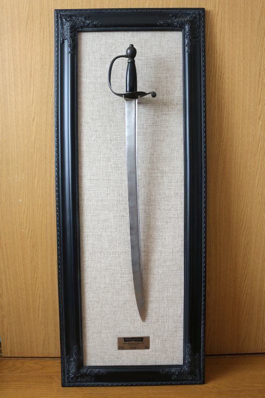 元箱付 レア品 マスターレプリカ 限定 ジャックスパロウ 剣 額縁付き ソード ディズニー ジョニーデップ 小道具 衣装 売買されたオークション情報 Yahooの商品情報をアーカイブ公開 オークファン Aucfan Com