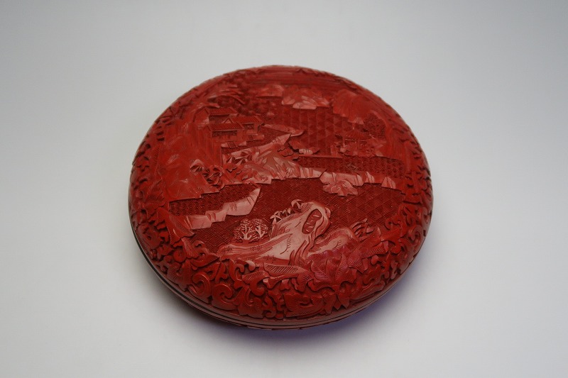 漆器 菓子器 堆朱 山水文 骨董品 集】051006 堆朱細工蓋物 菓子器 山水楼閣風景彫刻 中国美術漆工芸 染