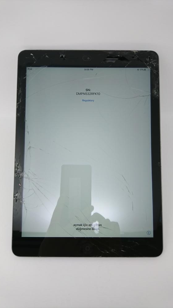 51【ジャンク品】 iPad Air 16GB Wi-Fi スペースグレイ /080 ■1100■