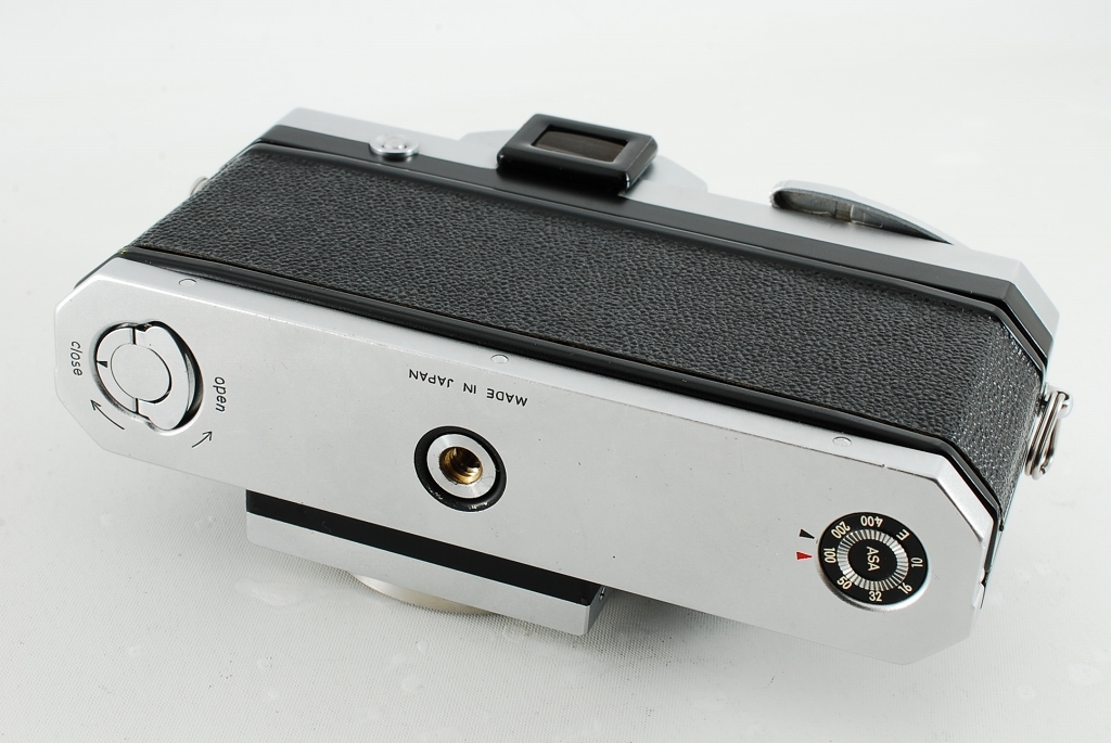 【超美品／レア最終型】Nikon F アイレベル シルバー アポロ 744万台 Nikon F アイレベル シルバー ボディ ジャンク □外観綺麗です□ Nikon