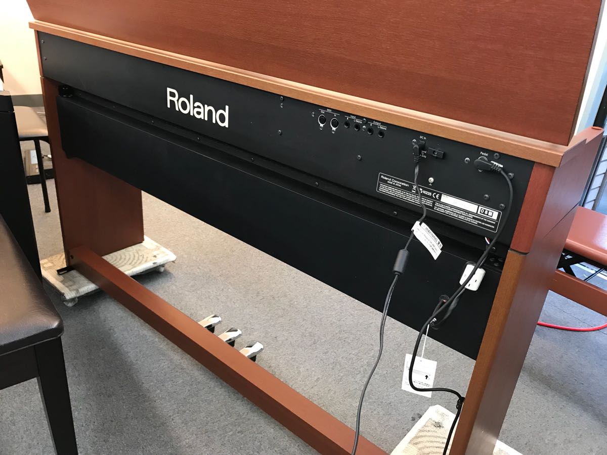 Roland DP-990 2008製 ￥44,000- （送料別） ローランド Roland DP990 
