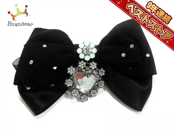 トゥービーシック TO BE CHIC アクセサリー(他) ブローチ ポリエステル×キュプラ 黒 リボン/ラインストーン/ビジュー 美品
