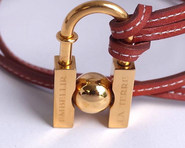 決算特価♪美品【エルメス★HERMES】2001年限定 地球モチーフ テラ カデナ 南京錠 ゴールド×赤茶 レザー付き ペンダント 男女可