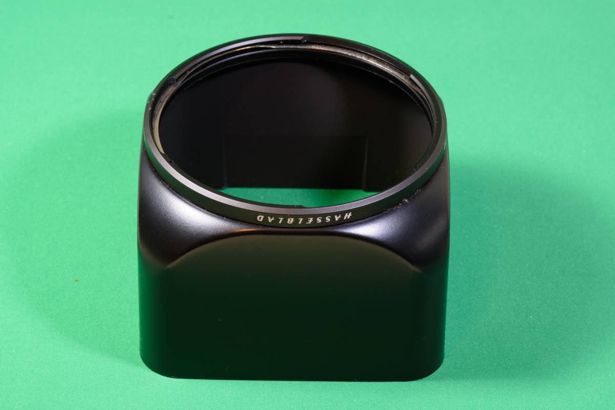 ☆美品☆ 希少品　** Hasselblad レンズ・シェード　110-250 Φ70 ** 　良品　　#4　 HASSELBLAD ハッセルブラッド フード レンズシェード 70 110