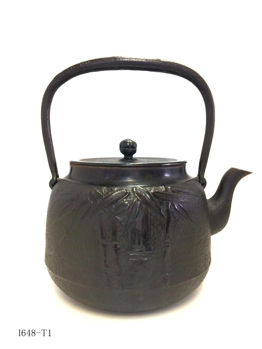 南部 鉄瓶 三巌堂 竹紋様 横25cm 高さ27cm 時代 煎茶道具 鐵瓶 湯沸