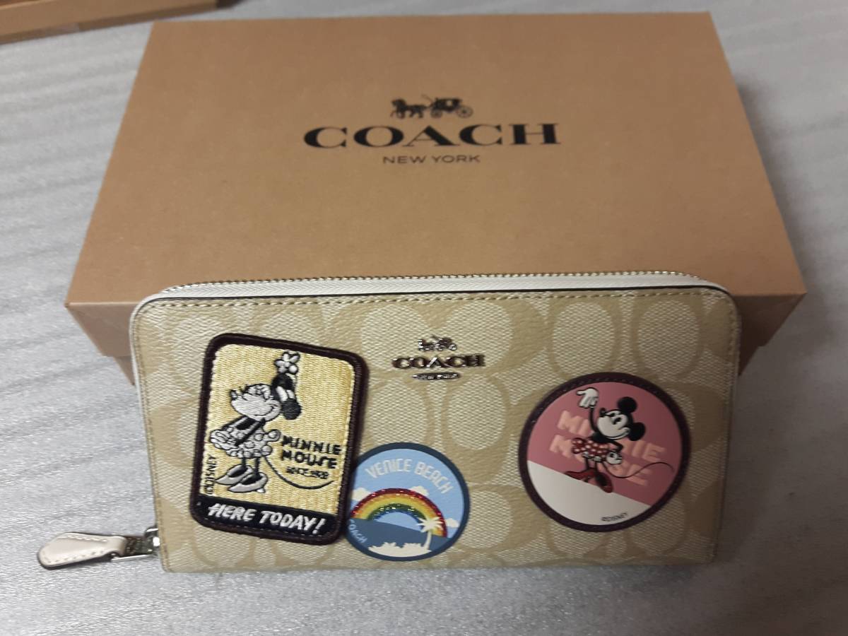 dreamboat】コーチCOACH 長財布 ディズニーコラボ品 F29380