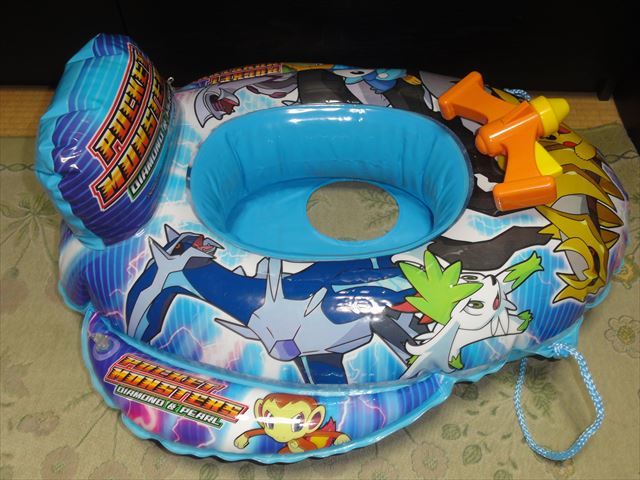 ポケモン ベビーボート 足入れ浮き輪 水鉄砲付属☆ロープ付き☆80cm
