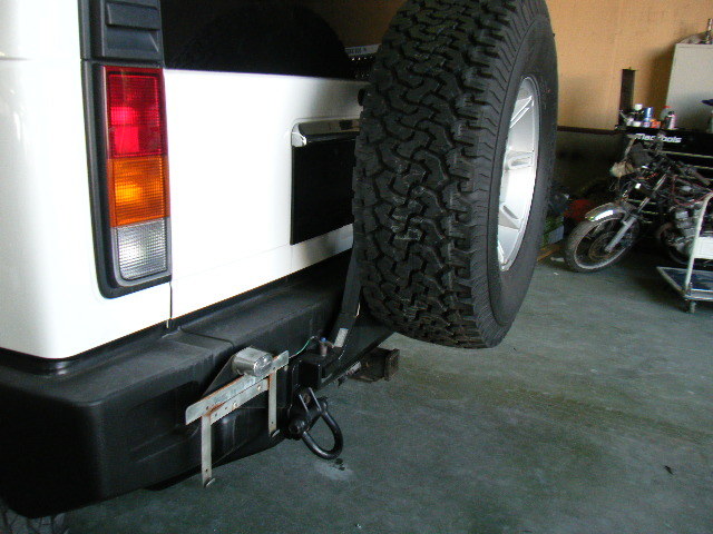 GM HUMMER ハマー H2 背面タイヤブラケット スペアタイヤラック