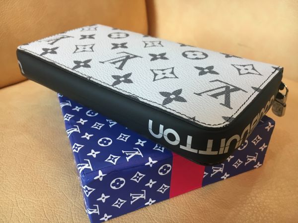 送無 正規品 Louis Vuittonルイ ヴィトン 18 Ssシリーズ ラウンドファスナー 長財布 白 長財布 小銭入れあり 売買されたオークション情報 Yahooの商品情報をアーカイブ公開 オークファン Aucfan Com