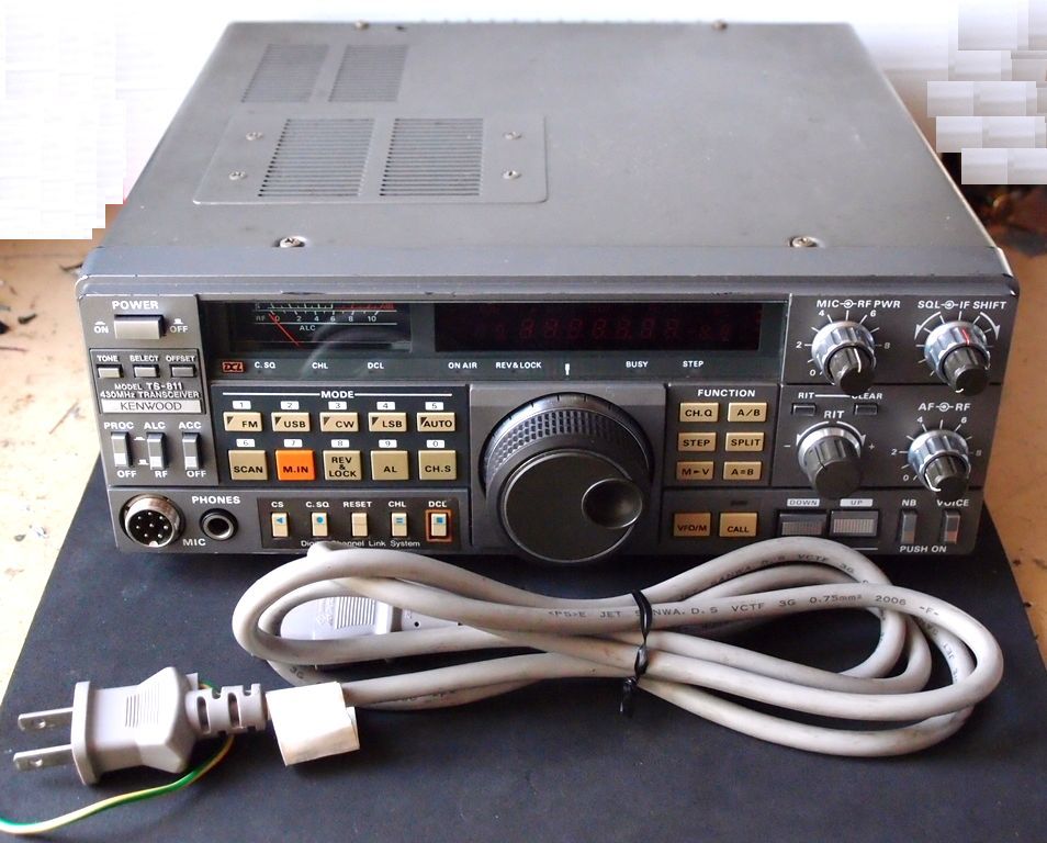 KENWOOD TS-811D 430MHz オールモードトランシーバー Kenwood☆TS-811 本体（コード付） 中古品☆430MHz帯 オールモード
