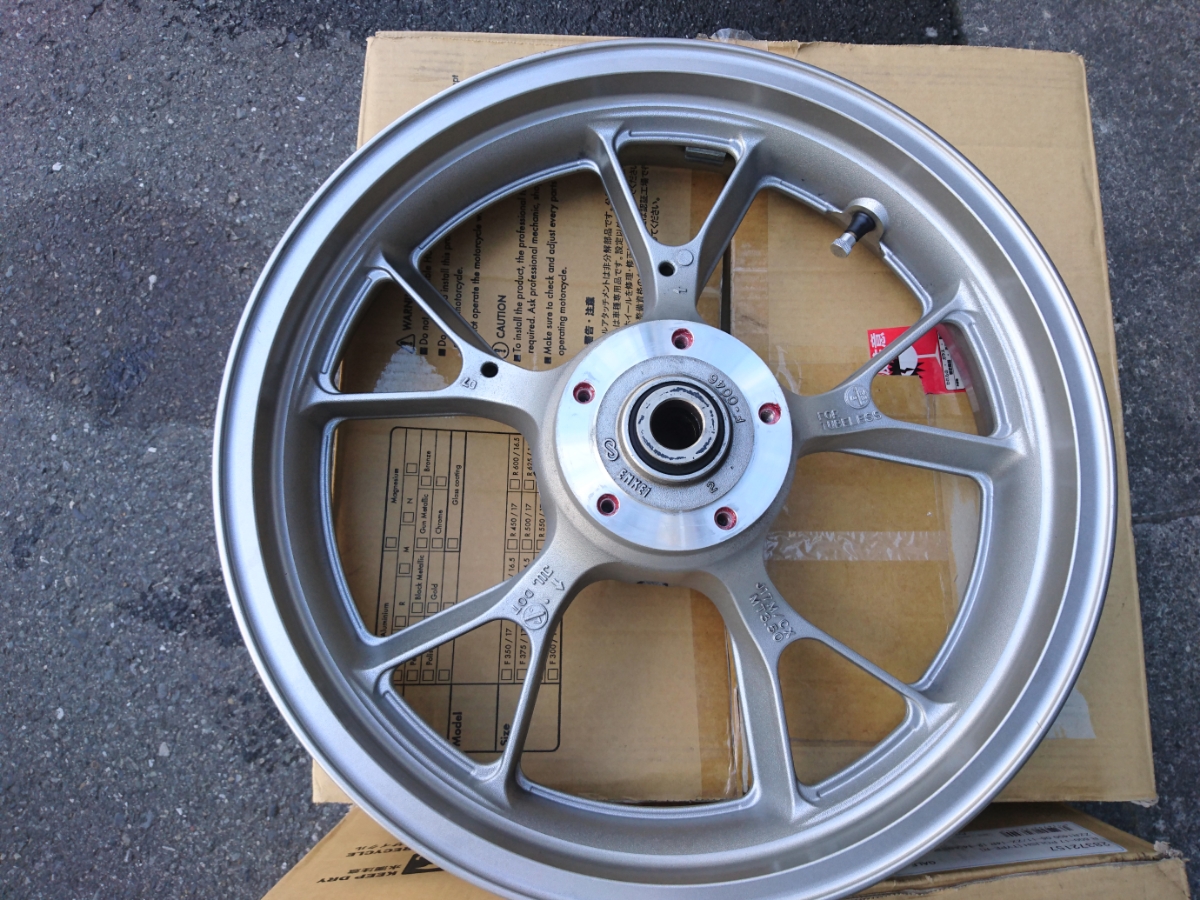 2026年最新Yahoo!オークション ゼファー400χ☆純正 フロントホイール