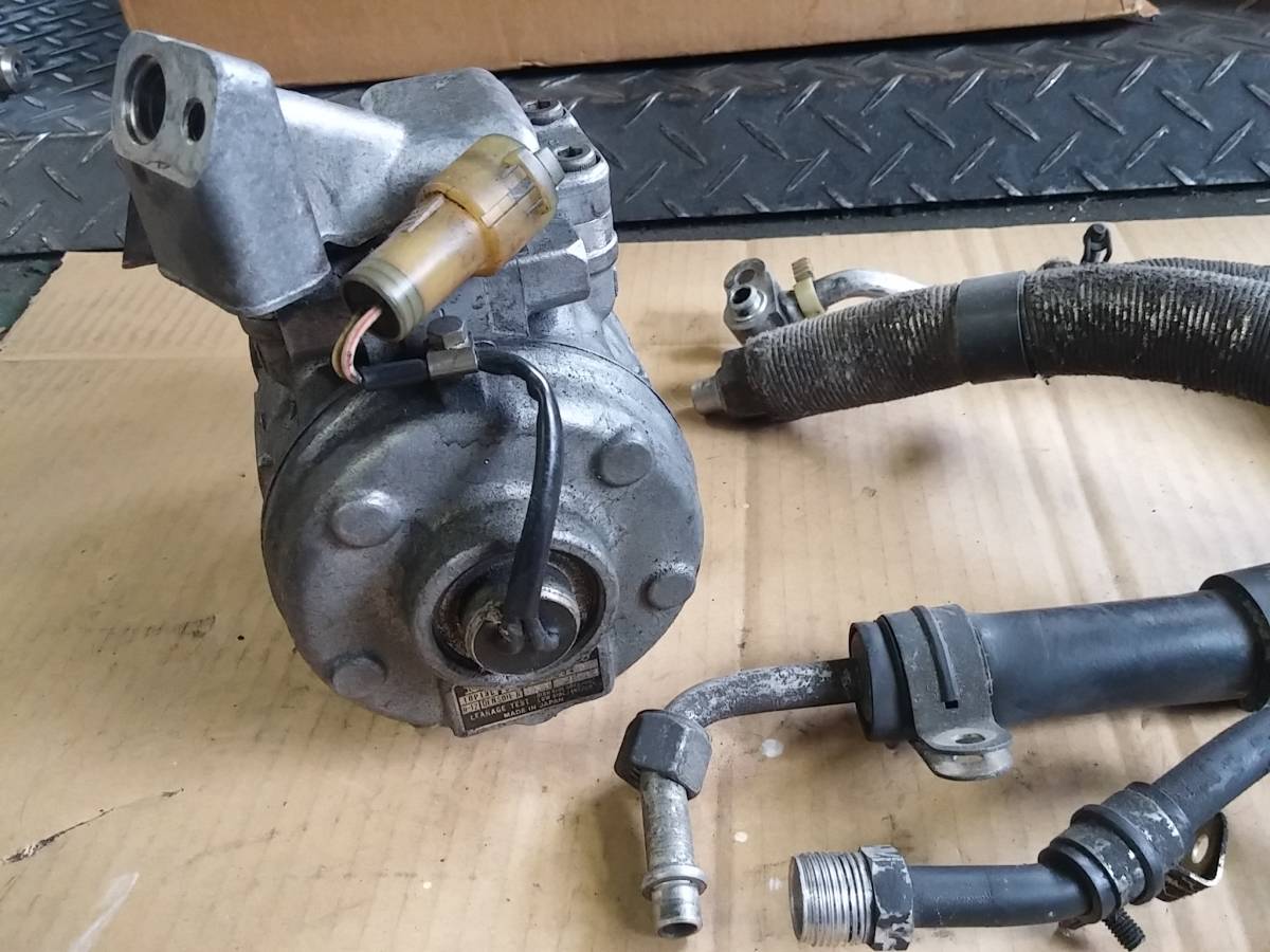 AE86 エアコンコンプレッサー トヨタ スプリンタートレノ AE86用 公式
