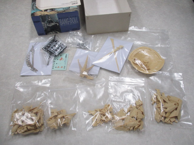 wave ファイブスター物語 1/100 バンドール フル可動 組み立てキット /ガレージキット ファイブスター物語 バンドール 1&frasl;100 FSS WAVE BANG-DOLL