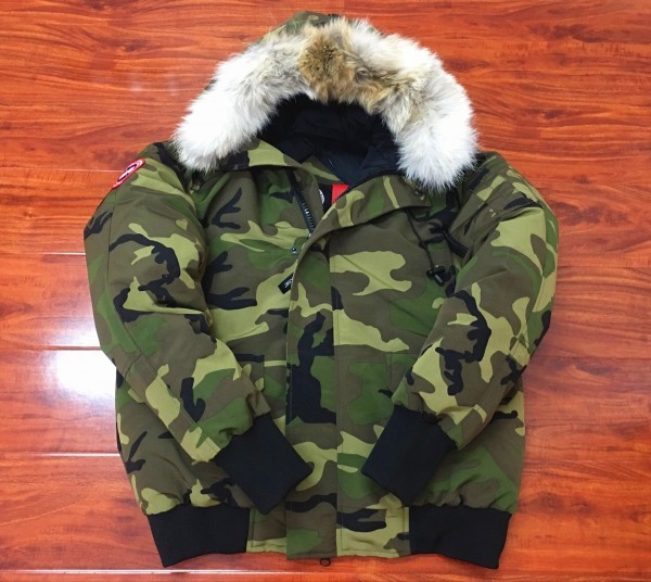 限定SALE，HOT圧倒 canada goose カナダグースカモフラ柄 ダウンジャケット 超防寒-40℃ 迷彩 Lサイズ 本物(Mサイズ)｜売買されたオークション情報、yahooの商品情報をアーカイブ公開 - オークファン Mサイズ