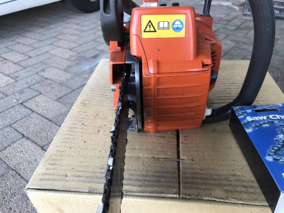 中古品 ハスクバーナー⁄Husqvarna エンジンチェーンソー・135e 中古美 