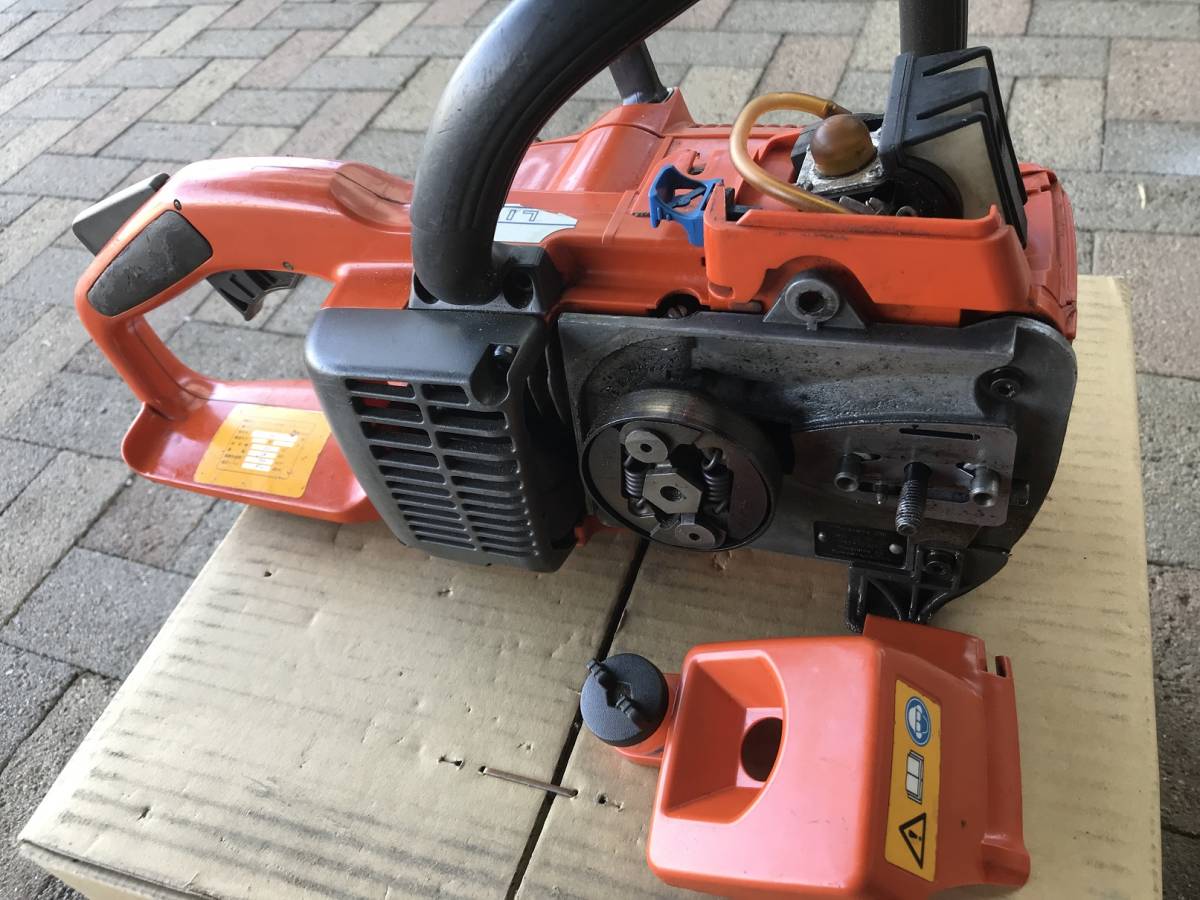 中古品 ハスクバーナー⁄Husqvarna エンジンチェーンソー・135e 中古美 