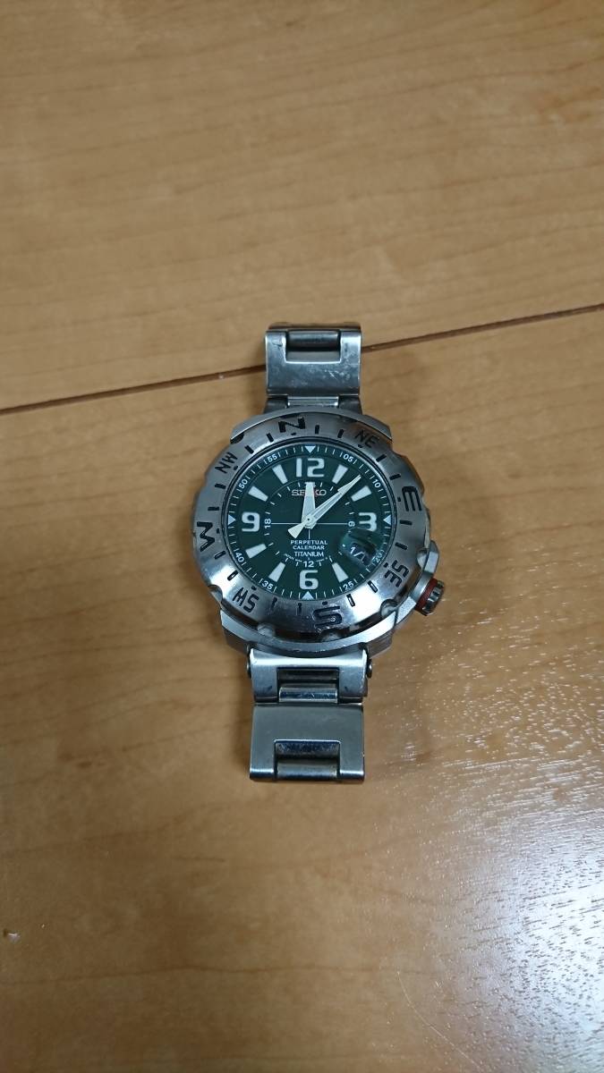 SEIKO セイコー 腕時計 GMT パーペチュアル カレンダー チタン 8F56