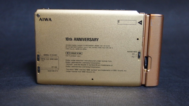 HS-EX50 AIWA カセットボーイ ゴールド 10周年記念モデル 激レア品