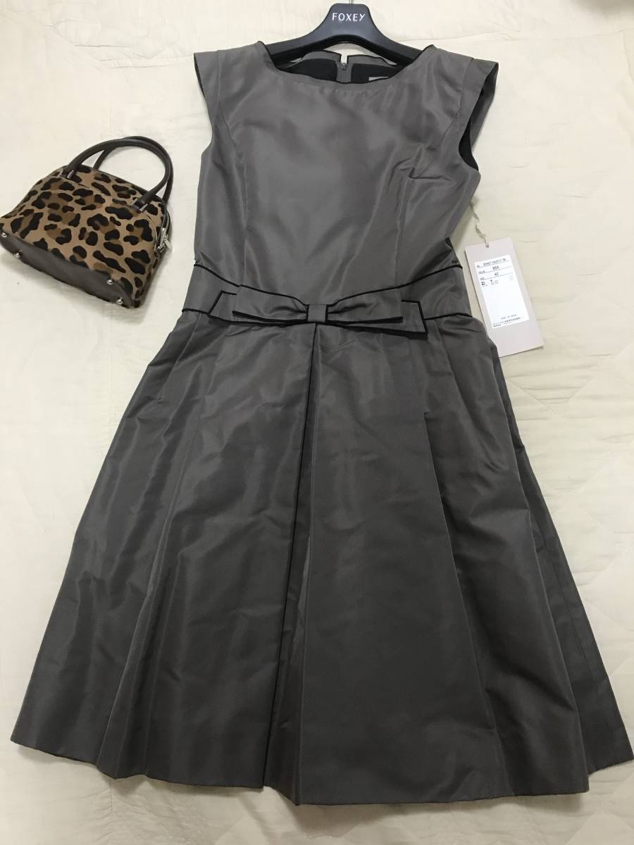 FOXEY DAISY LIN ワンピース シルクグログラン 40サイズ フォクシー