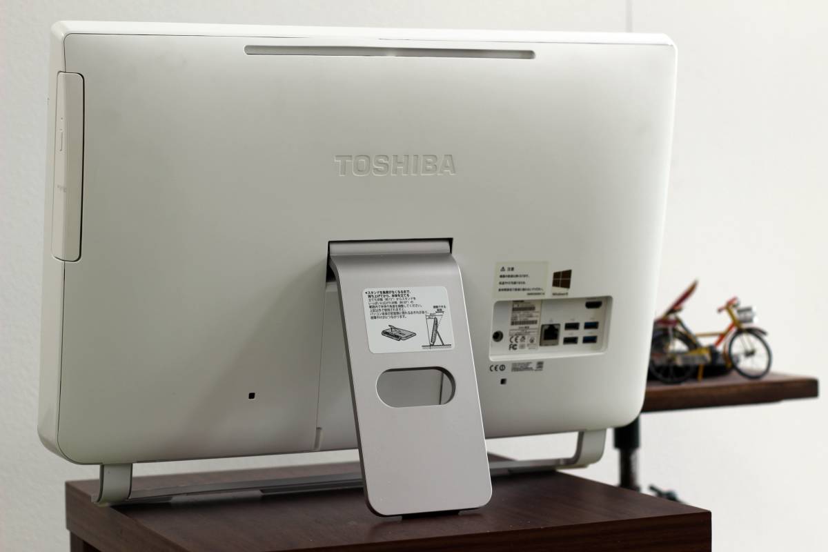 TOSHIBA dynabook D513/32LWS i7 3630QM 2.4GHz MEM 8GB HDD 1TB WIn10
